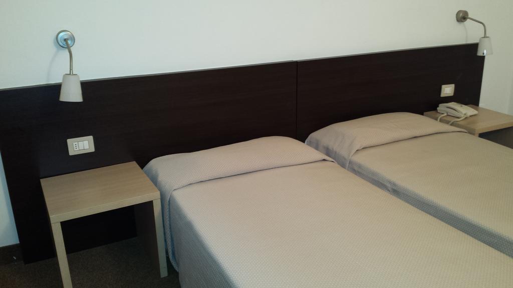 Hotel Palace Prato Chambre photo