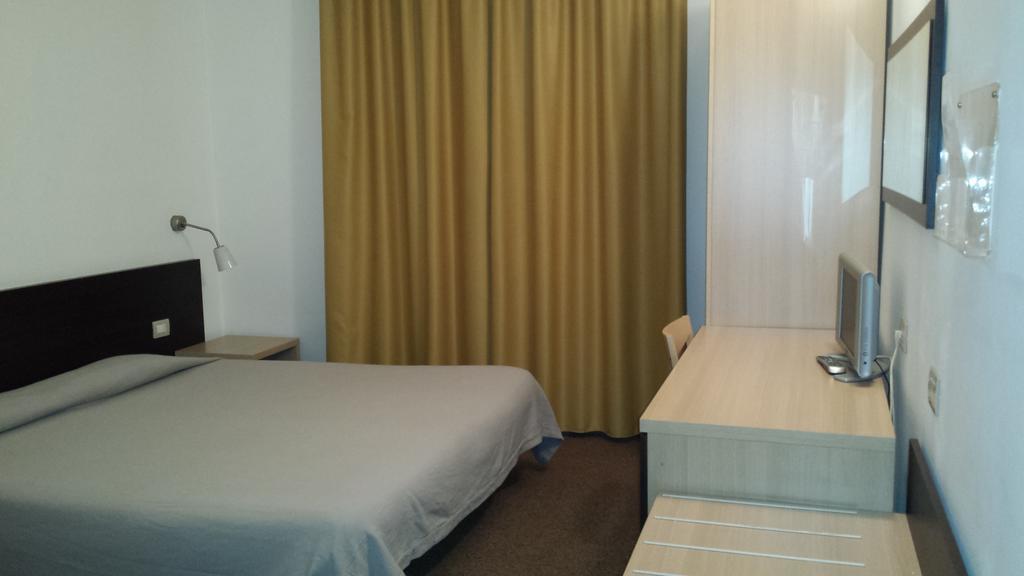 Hotel Palace Prato Chambre photo